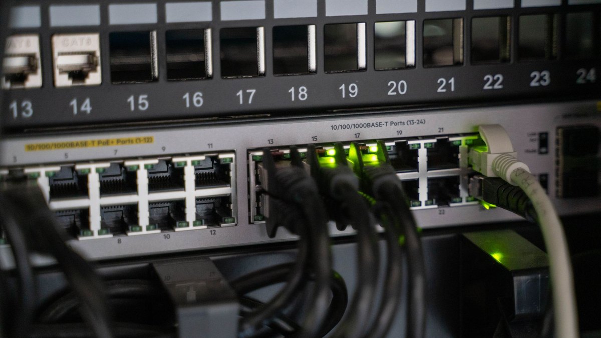 Spot and Preemptible Instances for ML Workloads