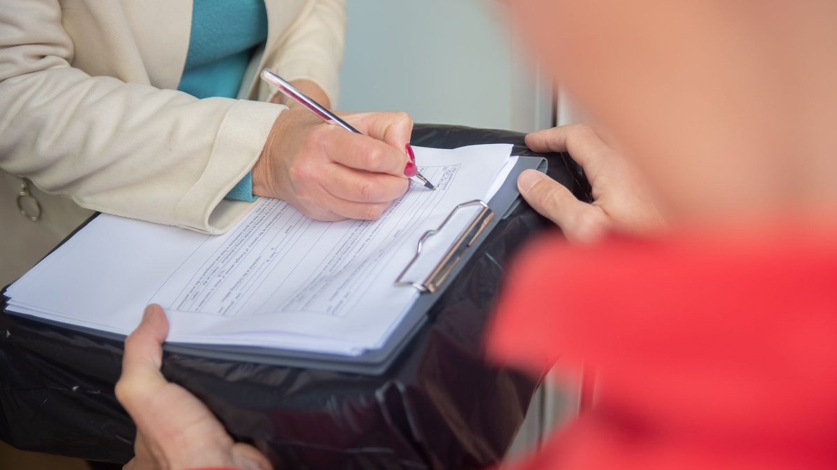 A master subcontract for a standing specialist partner