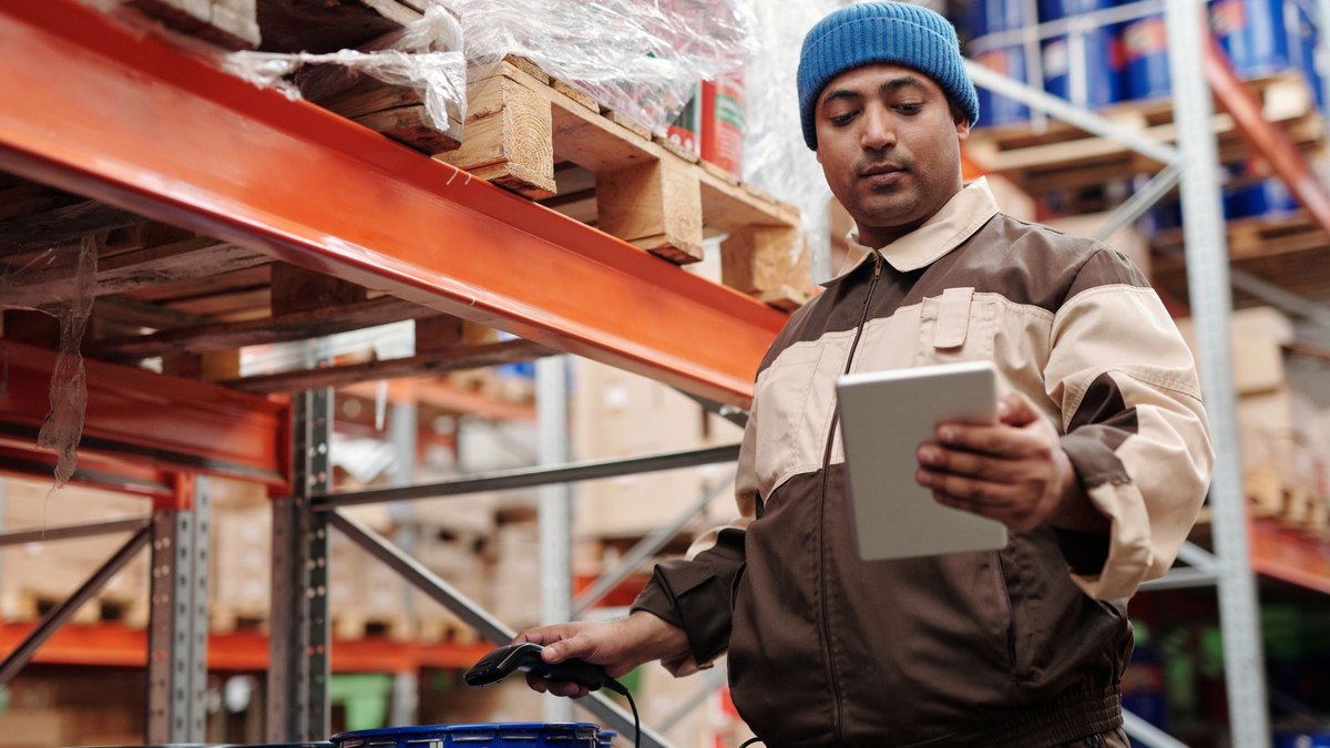 Freight visibility across carriers
